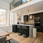 2bd Loft Style - - Free Parking - Pass The Keys *