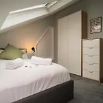 דירה 2bd Loft Style - - Free Parking - Pass The Keys אדינבורו