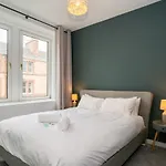 2bd Loft Style - - Free Parking - Pass The Keys אדינבורו