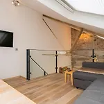 דירה 2bd Loft Style - - Free Parking - Pass The Keys