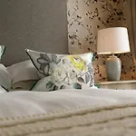 Отель Nira Caledonia Эдинбург