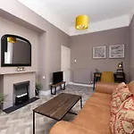 Joivy Homely By St Giles With Desk * Edinburgh