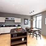 Joivy Stylish Flat In New Town *