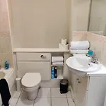 Next To The Palace And Royal Mile With Parking Apartment Edinburgh