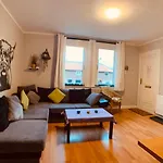 Maria- Bright And Modern Center . Apartman