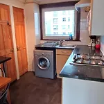 Cosy 2 Bedroom In The Heart Of
