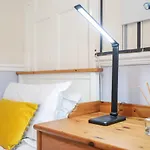 Beautiful 4 Bedroom - Free Parking Semesterbostad