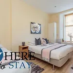 Beautiful 2bed Ground-f Pitt St.