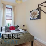 Beautiful 2bed Ground-f Pitt St. إدنبرة
