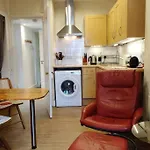 Apartamento Royal Mile Apt, Just 1 Min From Castle! Edimburgo