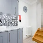 Historic Ramsay Garden Apt With Balcony Views - Pass The Keys Apartment *