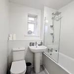 3 Bedroom Sleeps 8 * Edynburg