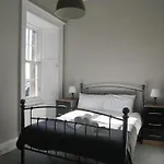 Prime Centre - 4 Bed Penthouse Appartamento *