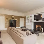 Prime Centre - 4 Bed Penthouse * Edimburgo