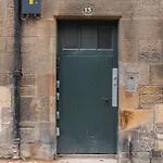 Charming Grassmarket 1 Bed Castle Pad إدنبرة