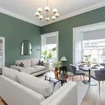 Dragon Luxury Serviced At Walker Street Apartmán