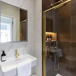 Dragon Luxury Serviced At Walker Street Apartmán *