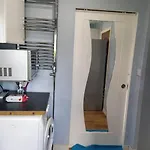 בית אירוח The Retreat Edinburgh, 2-minute Walk To Bus Stop *