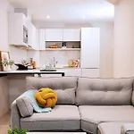 Apartmán Joivy At Iona Street - Adults Only