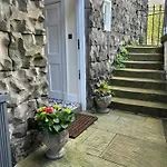 公寓 Cosy Georgian Flat