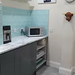 Beautiful Ground Floor Flat Near Haymarket شقة إدنبرة
