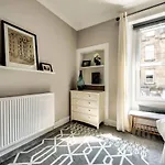 Guestready - Spacious And Beautiful 2br Flat In Morningside Apartamento Edimburgo