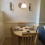 The Cosy Courtyard Apartment Edinburgh
