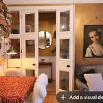 The Holyrood Park Hideaway Is A Lush & Arty 2 Double Bed *