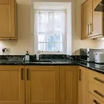 Appartement Homely 3 Bedroom In The Heart Of