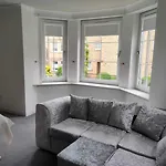 Snug & Serene 2bd Flat - Roseburn アパート