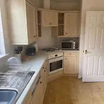 アパート Snug & Serene 2bd Flat - Roseburn エディンバラ