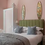 Ξενοδοχείο The Broughton Townhouse 3*