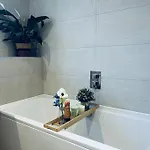 Modern And Spacious With Large Garden