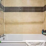 Apartman Bright, Modern 2 Bedroom House With Free Parking!
