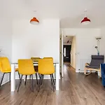 Apartman Bright, Modern 2 Bedroom House With Free Parking! Edinburgh