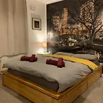 Апартаменты Rena- Bright And Modern Center Apartment. *