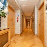 Argyl - 4 Bed On York Place, New Town דירה אדינבורו