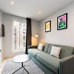 Staycity West End Hotel 4*