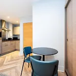Hotel Staycity West End