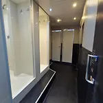 Backpackers - Over 18s Only *