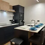 Cosy Apartment, Free Street Parking Appartement *