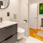 Cosy Apartment, Free Street Parking