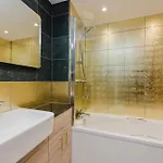 Appartement Joivy Stylish 3 Bed, 3 Bath Flat With Balcony In Old Town Édimbourg
