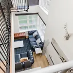 Appartement Joivy Stylish 3 Bed, 3 Bath Flat With Balcony In Old Town *