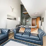 Appartement Joivy Stylish 3 Bed, 3 Bath Flat With Balcony In Old Town