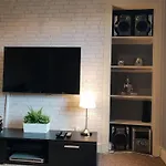 Modern Broughton - Walk To Centre And St Quarter Appartement *