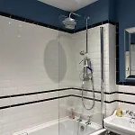 Stunning 2-bedroom Georgian Flat, Centre Apartmán *