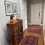 Stunning 2-bedroom Georgian Flat, Centre *