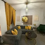 Two Bedroom Apartment-central Edinburgh-old Town-licensed Apartmán *