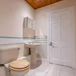 شقة In Excellent Centre Location *